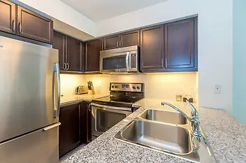 Quickstay - Luxury Condo Toronto 3*,  Kanada