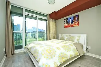 Quickstay - Luxury Condo Toronto Hotell
